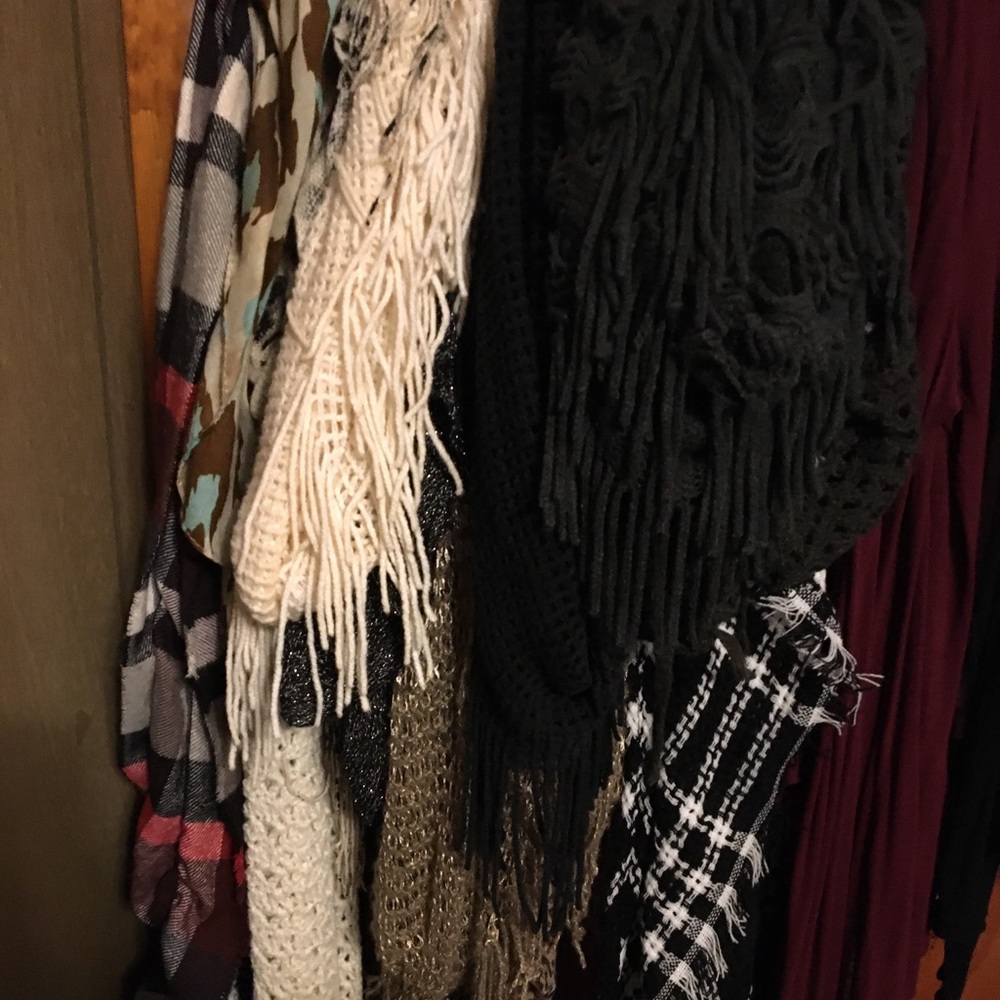 Scarfs